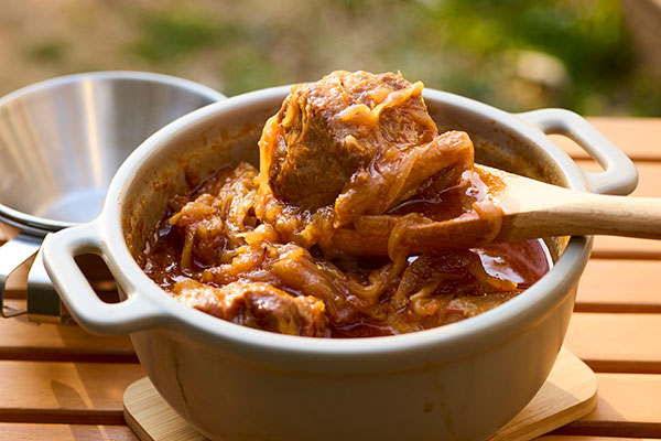 豚肉のナポリ風ジェノベーゼ（豚肉と玉ねぎの煮込み）